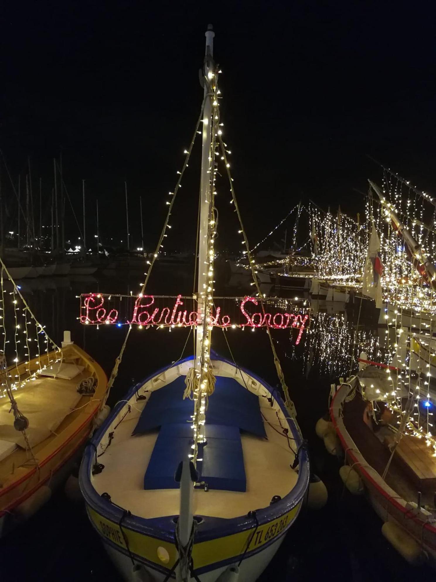 Sanary- La Vie Est Belle- Centre Ville 2 Minutes A Pied- Plage 5 Minutes エクステリア 写真